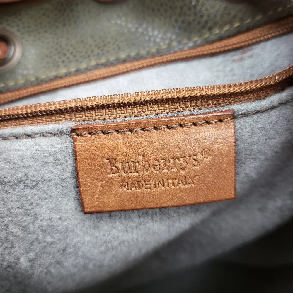 Burberrys leather vintage England check crossbody shoulder bag..authentic ! - Picture 7 of 16